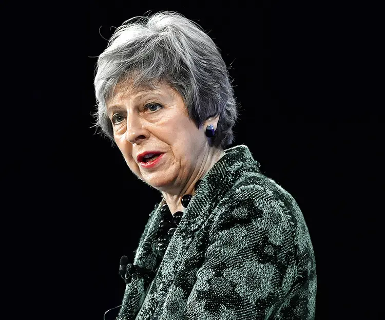 Theresa May: líder britânica enfrenta Parlamento pela segunda vez na tentativa de aprovar acordo (Toby Melville/Reuters)