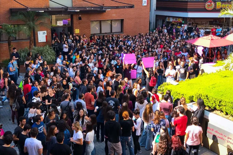 Mackenzie: são esperados pelo menos mais dois atos na universidade ainda nesta quarta-feira, um às 13h e outro às 18h (DCE Mackenzie/Facebook/Divulgação)