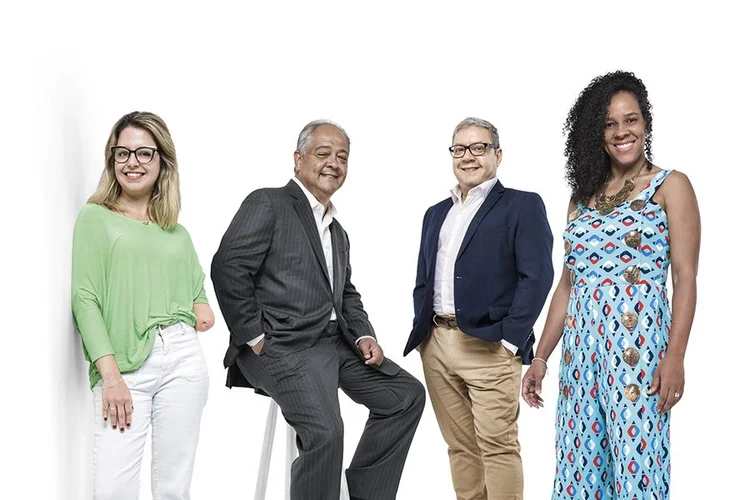 Marianna Jorge de Moraes, da Natura; Paulo Baraúna, da White Martins; Fernando Cunha, da SAP; e Mafoane Odara, da Avon: empresas que se destacam por práticas nos quatro pilares de diversidade analisados pelo Guia EXAME de Diversidade (Montagem de Julio Gomes sobre fotos de Germano Lüders/Exame)