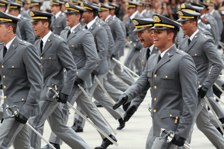 Militares: golpe de 64 foi rememorado pelo Comando Militar do Planalto (Paulo Whitaker/Reuters)