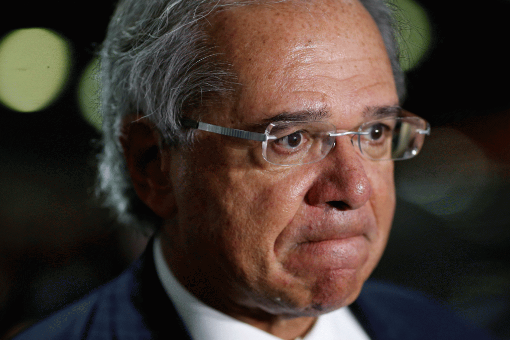 Politicamente, BPC tem "enorme chance de cair", diz Guedes