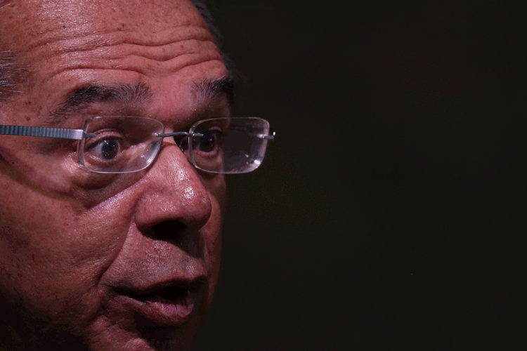 Paulo Guedes: desarticulação política e exposição na CCJ irritam o ministro (Ricardo Moraes/Reuters)