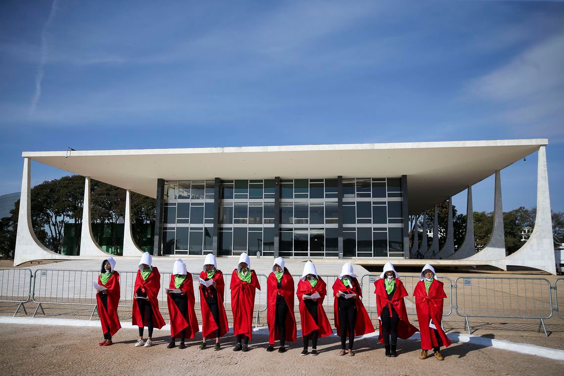 A mulher nas eleições brasileiras e a (in)efetividade da cota de gênero  eleitoral