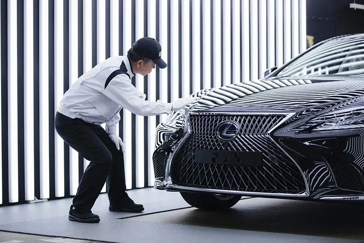 Campanha da Lexus: documentário "impossível", com 60 mil horas de duração (Lexus/Reprodução)