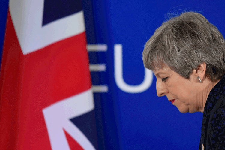 Theresa May: britânica tentará aprovar acordo do Brexit pela terceira vez (Toby Melville/Reuters)
