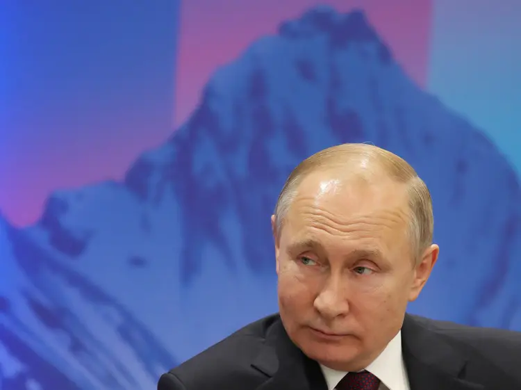 Putin: o presidente russo afirmou que a decisão do país sobre o acordo da Opep será tomada com base no mercado (Sputnik/Mikhail Klimentyev/Reuters)