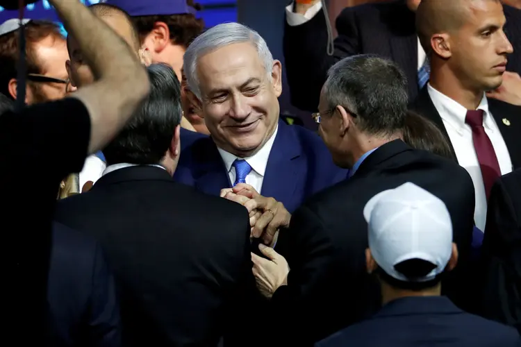 Eleições: com quase 100% das urnas apuradas, Netanyahu já comemora a sua reeleição (Ronen Zvulun/Reuters)