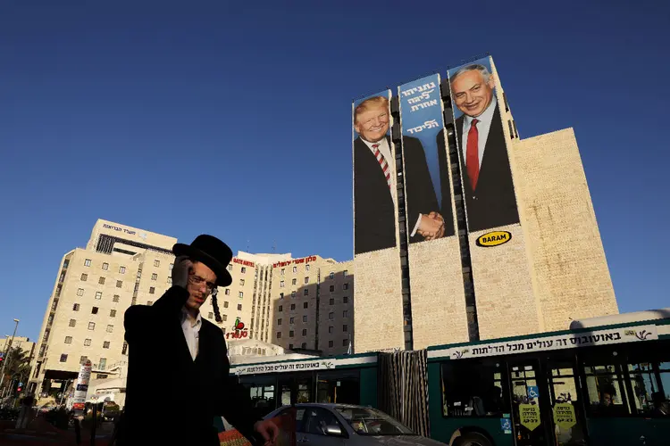 Vitória de Netanyahu para um quinto mandato como primeiro-ministro de Israel levantou duas discussões importantes no país (Ammar Awad/Reuters)