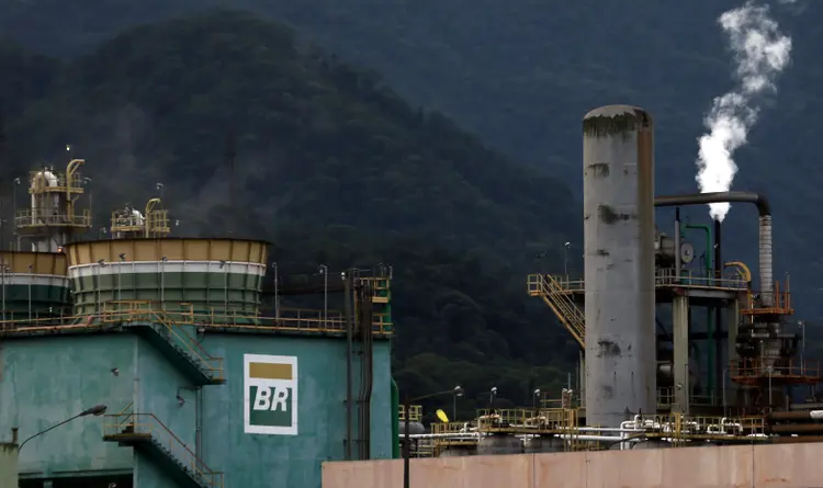 Petrobras: os cofres da empresa receberão R$ 264.520.012,43, enquanto R$ 416.523.412,77 serão destinados à União vindos da Lava Jato (Paulo Whitaker/Getty Images)