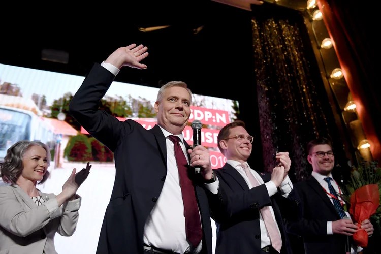 Antti Rinne: partido do ex-líder sindicam tem 17,7% dos votos e 40 deputados (Lehtikuva/Antti Aimo-Koivisto/Reuters)