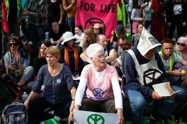 Os protestam durante 10 dias causaram problemas no trânsito de Londres (Henry Nicholls/Reuters)