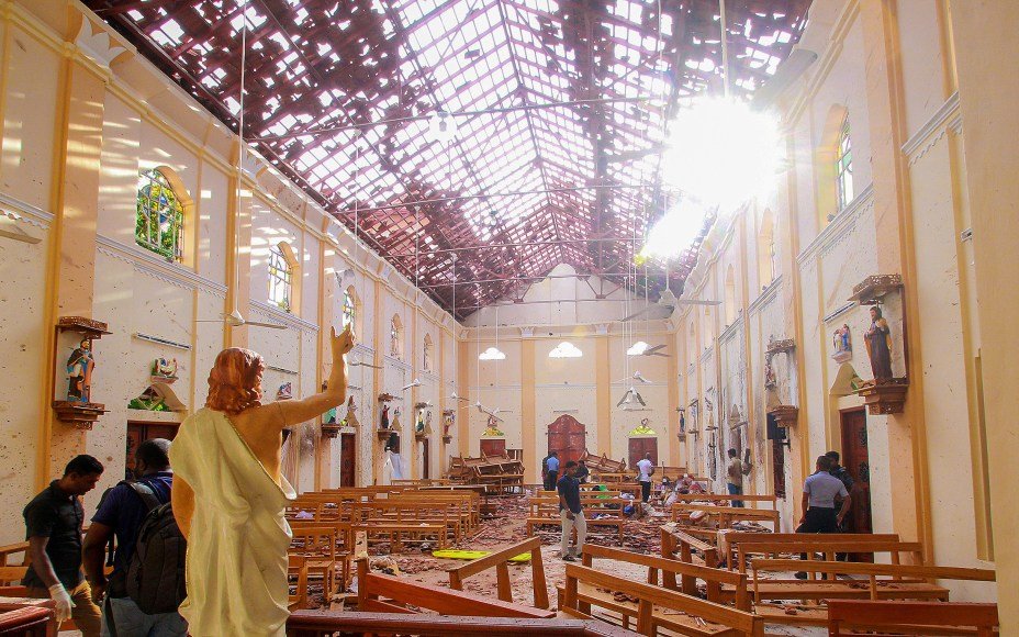 Igreja destruída após ataque no Sri Lanka