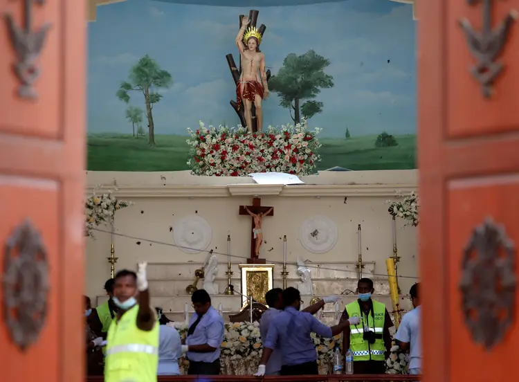 Ataque no Sri Lanka: onda de explosões atingiu hotéis de luxo e igrejas no domingo de Páscoa (Athit Perawongmetha/Reuters)
