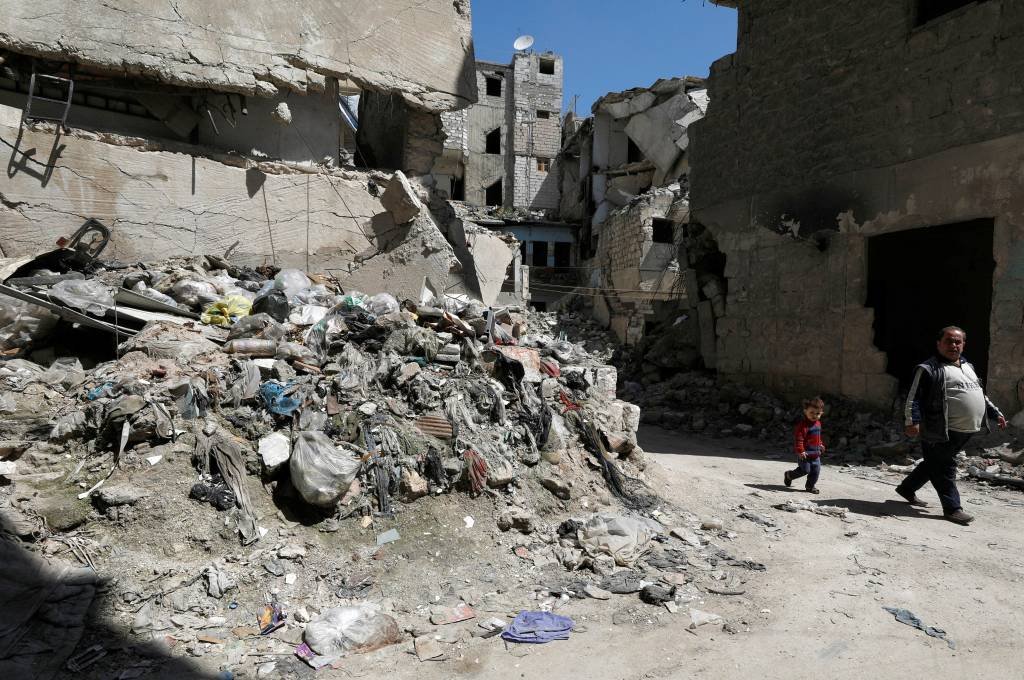 Síria: desde 2014, a coalizão atacou líderes jihadistas na Síria, mas os bombardeios diminuíram desde 2017 (Omar Sanadiki/Reuters)