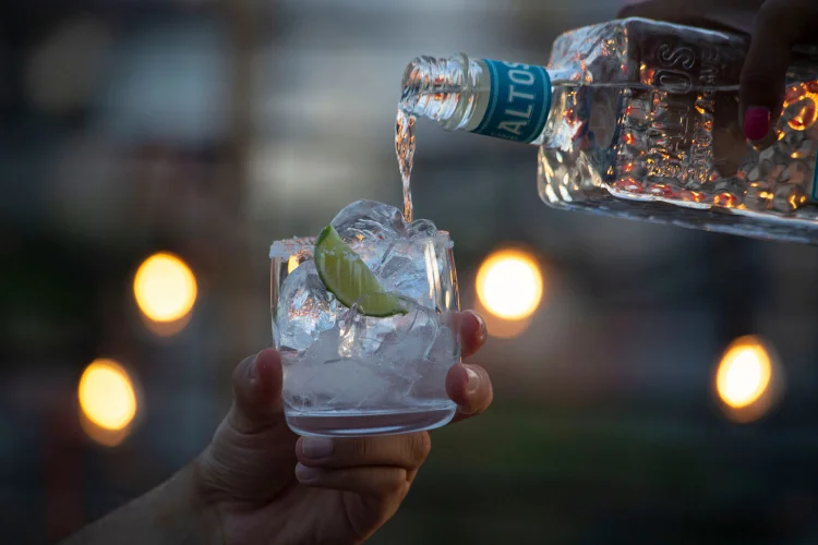 NADA DE SHOT COM LIMÃO: Pernod Ricard tenta trazer ao Brasil um novo jeito de consumir a bebida mais popular do México  / Divulgação (Pernod Ricard/Divulgação)