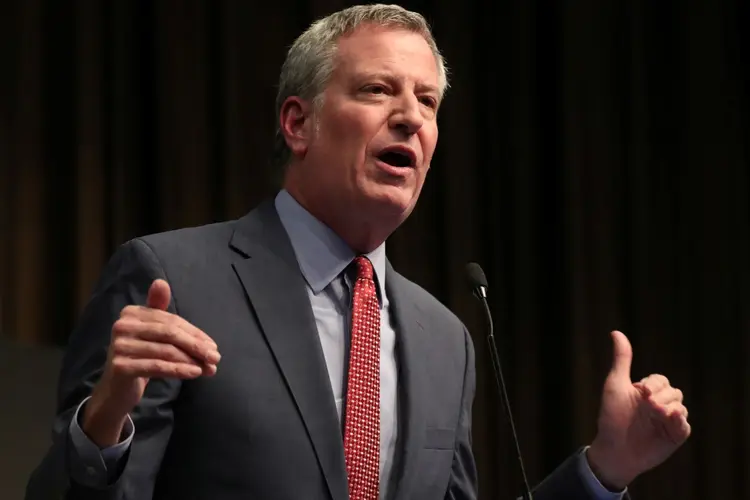 Bill de Blasio: prefeito de Nova York quer indenizar trabalhadores demitidos de empresas que apostarem em robôs (Shannon Stapleton/Reuters)