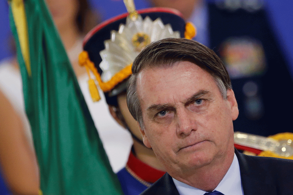 Bolsonaro confirma visita a países árabes no início do segundo semestre