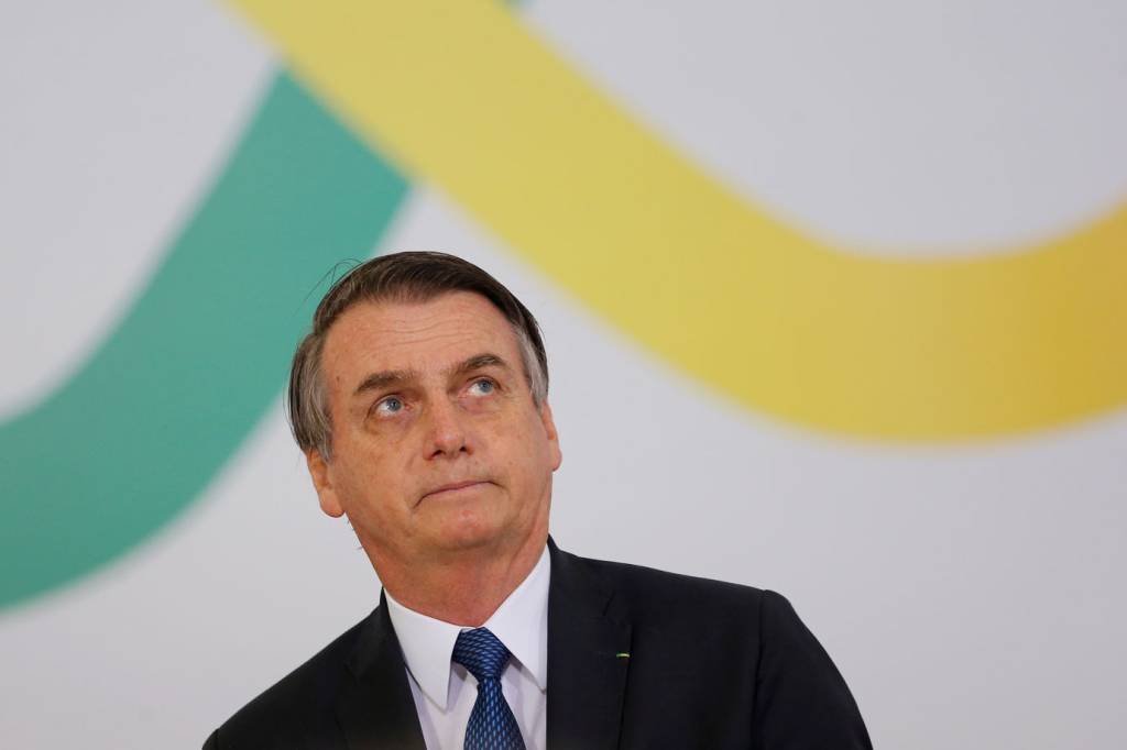 Governo Bolsonaro é aprovado por 35% e reprovado por 27%, diz pesquisa