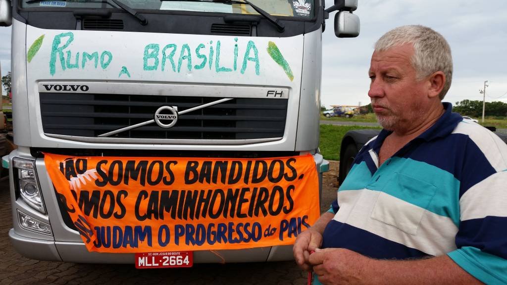 Petrobras sobe na Bolsa após reajustar o preço do diesel