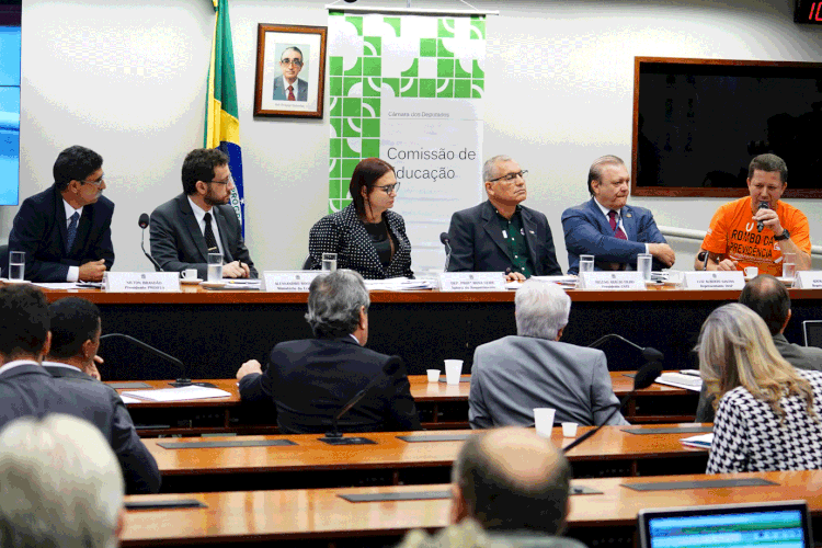 Comissão de Educação: professores discutiram proposta da Previdência na Câmara (Pablo Valadares/Agência Câmara)