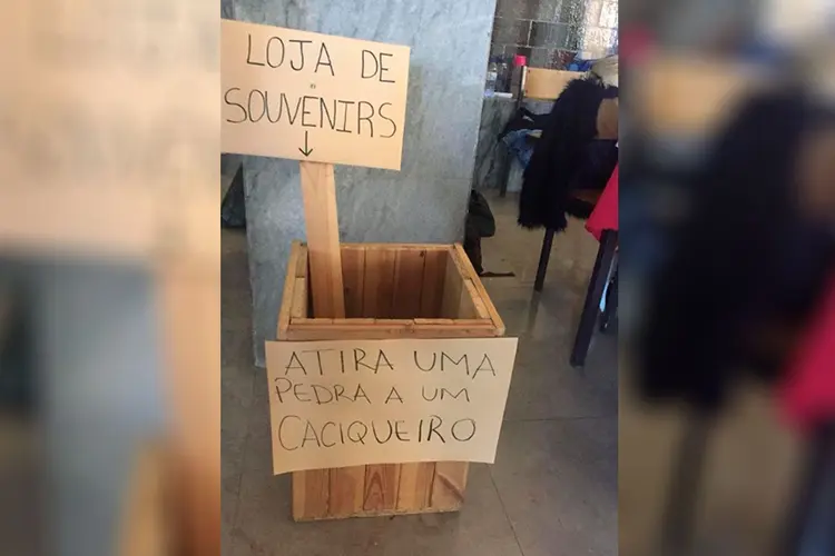 Pedras grátis: situação foi denunciada por alunos pelas redes sociais (robertolima13/Instagram)