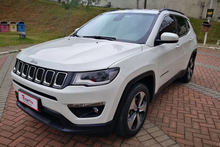 Jeep Compass vendido pela plataforma Carflix: startup paulistana projeta um crescimento de 250% no final deste ano sobre o mesmo período de 2018 (Carflix/Divulgação)