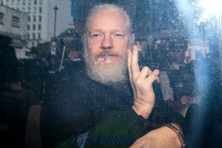 Assange: um juiz britânico declarou Assange culpado por não ter se apresentado à Justiça há sete anos (Jack Taylor/Getty Images)