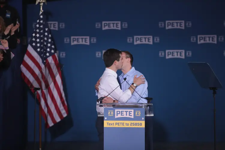 Pete Buttigieg lança sua pré-candidatura pelo Partido Democrata à Presidência dos Estados Unidos (Scott Olson/Getty Images)