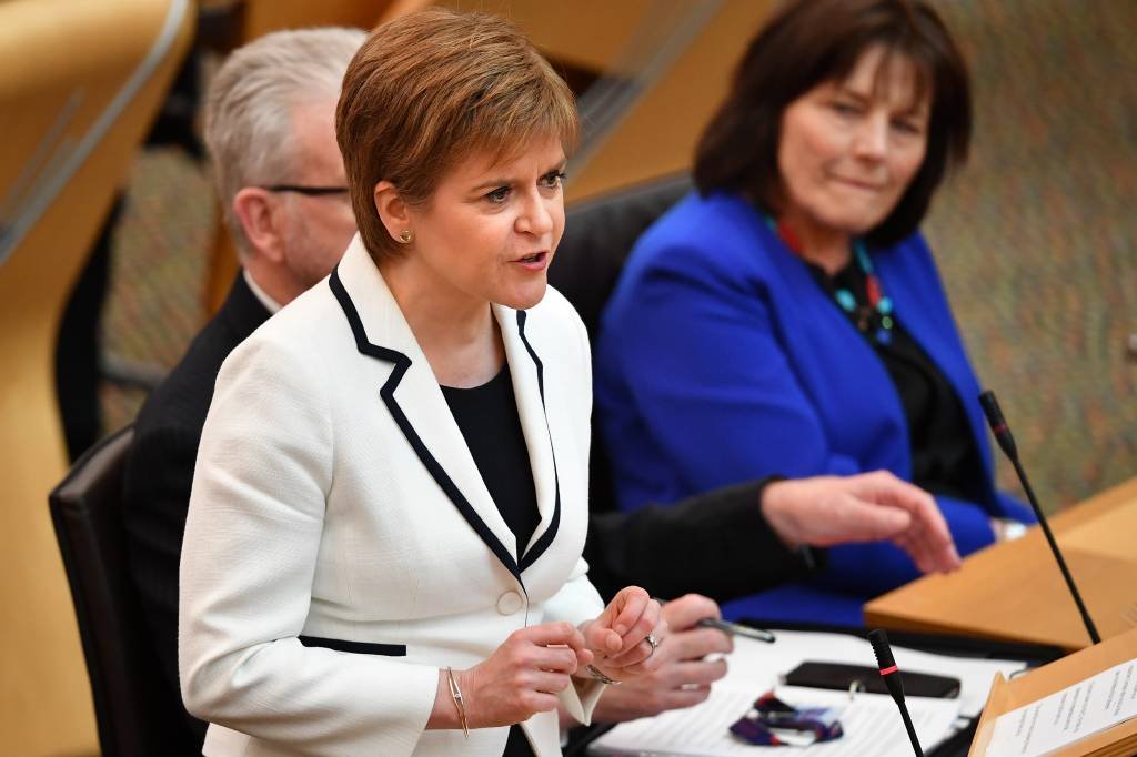 Escócia: a primeira-ministra afirmou que no início não é necessária a aprovação do Parlamento britânico (Jeff J Mitchell/Getty Images)