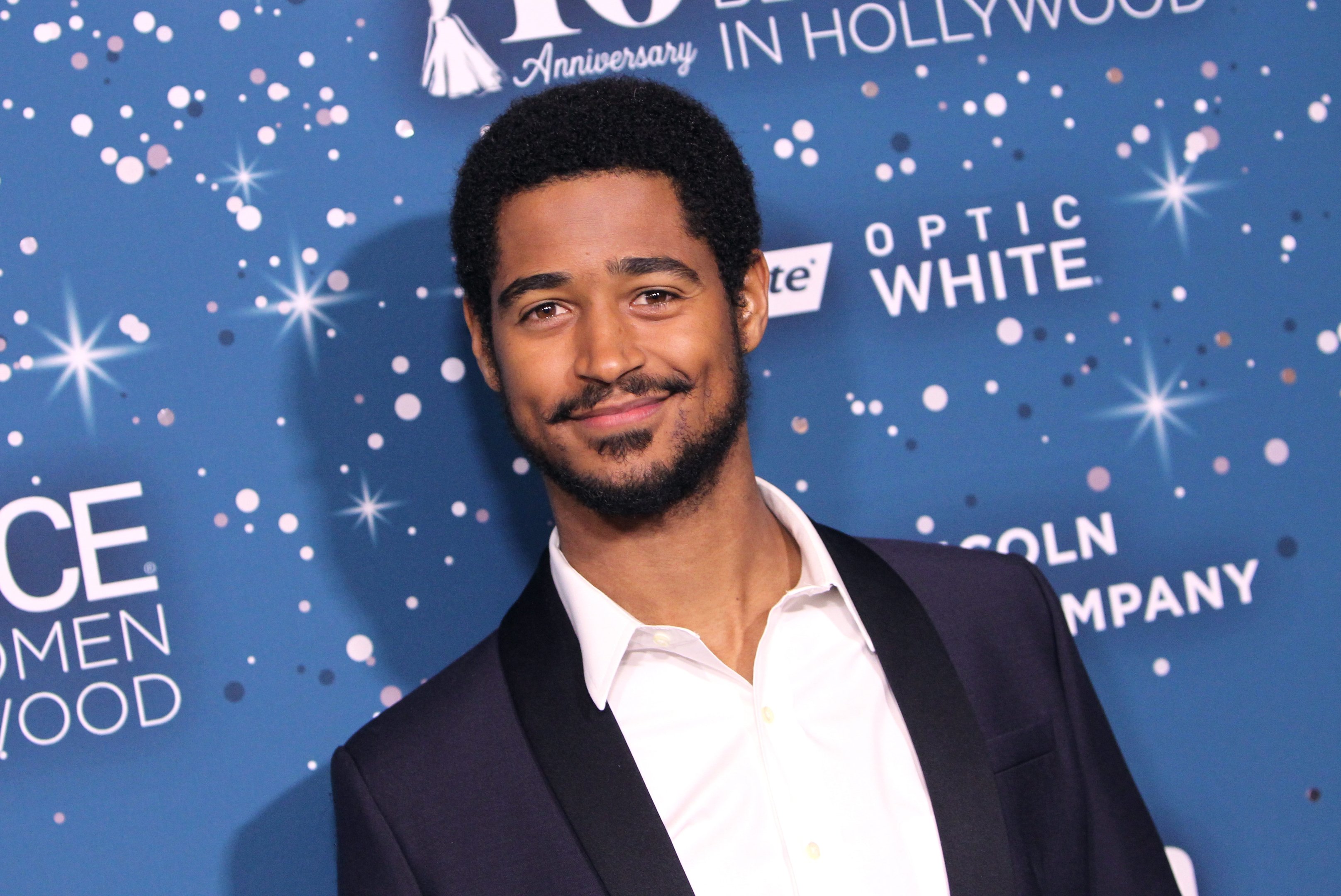 Alfred Enoch será protagonista em filme de Lázaro Ramos