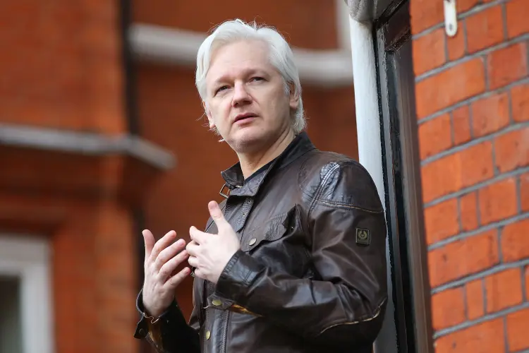 WikiLeaks: Julian Assange deve ser expulso da embaixada do Equador em Londres (Jack Taylor/Getty Images)