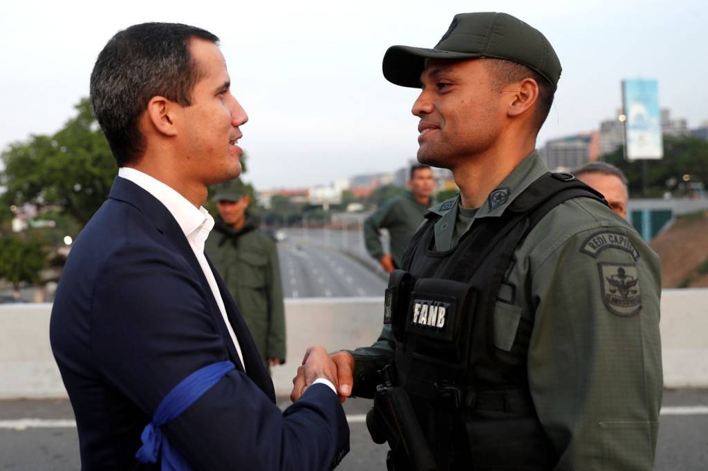 O opositor Juan Guaidó: autodeclarado presidente interino da Venezuela, Guaidó tenta derrubar Maduro do poder (Reuters/Carlos Garcia Rawlins)