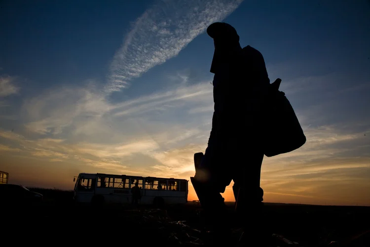 Agricultores: ameaças, mortes e trabalho escravo na comunidade dominada por madeireiros e fazendeiros (J R Ripper/Getty Images)