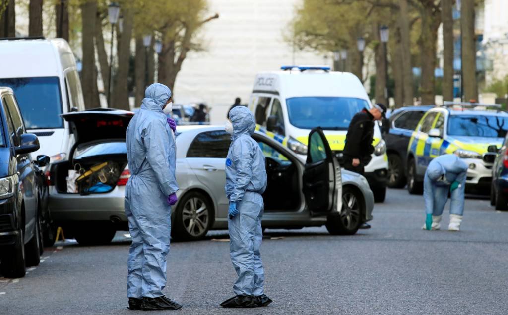 Polícia britânica prende suspeito de atacar carro da embaixadora ucraniana