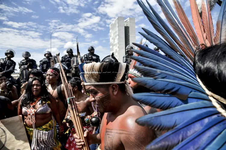 APIB: organização espera reunir de 4 a 5 mil indígenas na capital federal até sexta-feira, 26 (Pablo Abarenga/Picture Alliance/Getty Images)