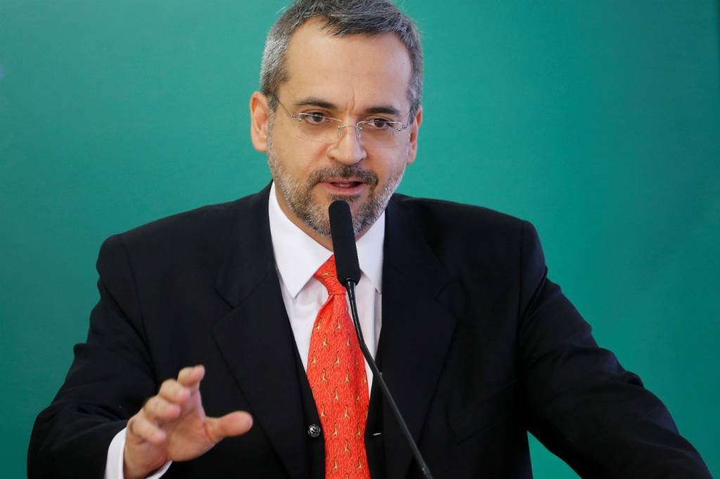 WEINTRAUB: ministro da educação já havia anunciado corte de 30% no orçamento das universidades por "balbúrdia" e eventos com palestrantes de esquerda (Adriano Machado/Reuters)