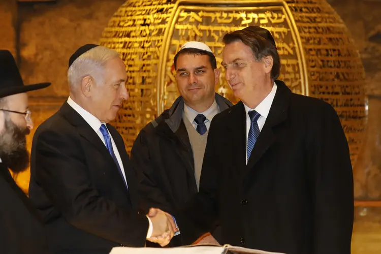 O primeiro-ministro de Israel, Benjamin Netanyahu, e o presidente do Brasil, Jair Bolsonaro (Menahem Kahana/Pool/Reuters)