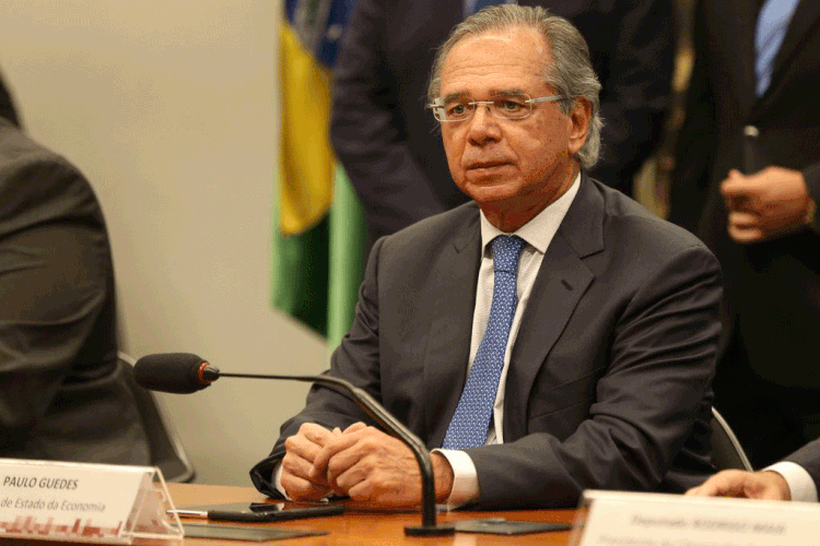 Paulo Guedes: O rombo na Previdência é um buraco fiscal que "ameaça engolir o Brasil", disse o ministro a deputados (José Cruz/Agência Brasil)