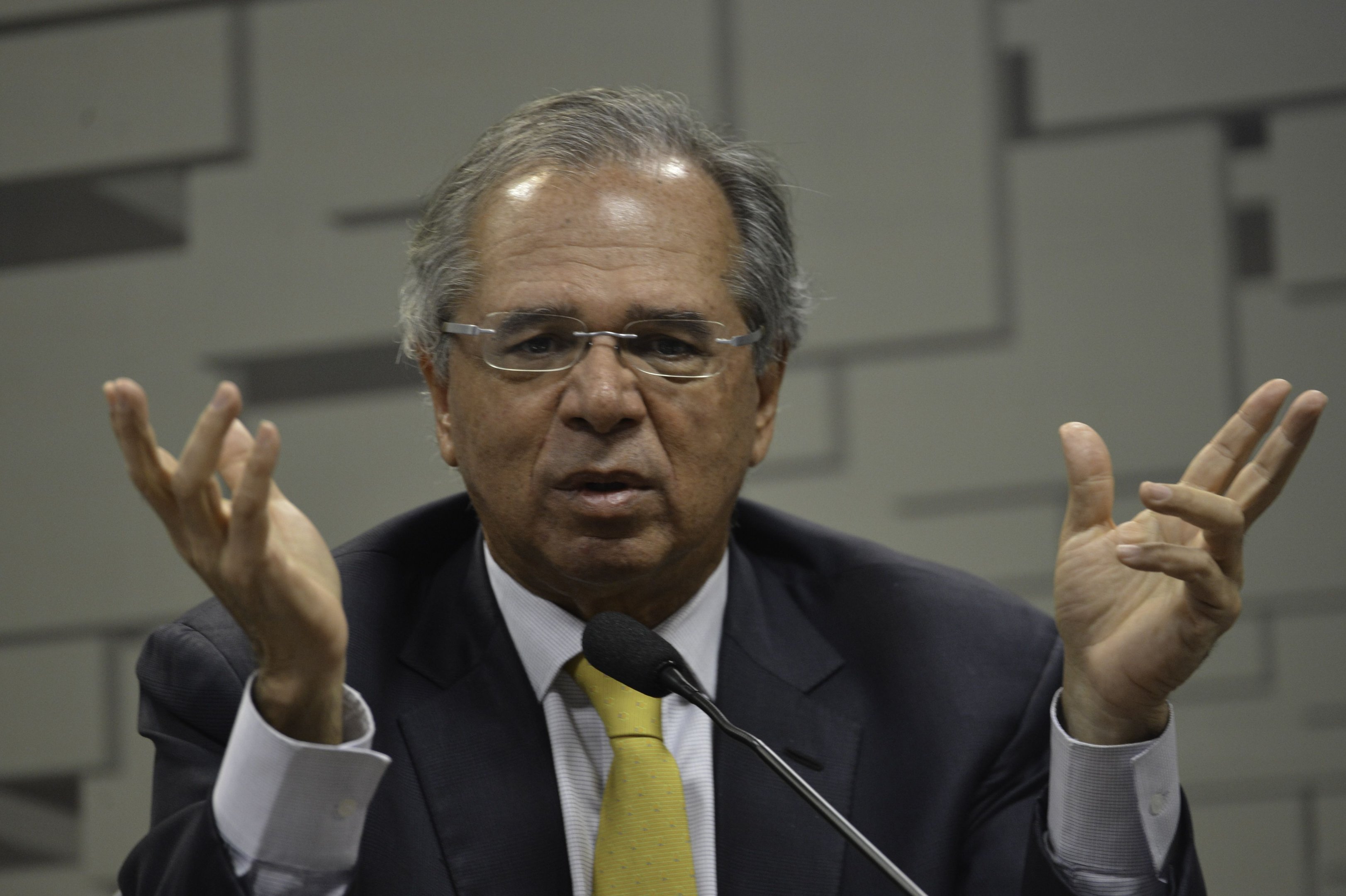 Paulo Guedes participa de audiência sobre Previdência na CCJ