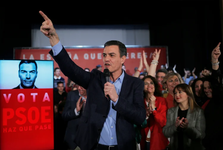 Pedro Sánchez: líder do PSOE, partido de centro-esquerda, precisará se unir a partidos minoritários (Jon Nazca/Reuters)