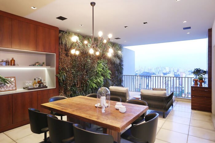 Dicas de plantas incríveis para montar um jardim vertical em casa