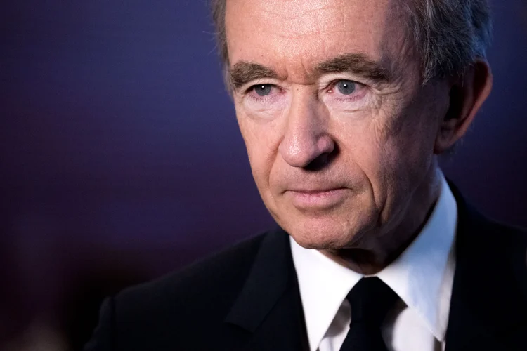 Bernard Arnault, principal acionista da Louis Vuitton, doará recursos para a reconstrução. Arnault é a terceira pessoa mais rica do mundo, com uma fortuna de US$ 90,4 bilhões (Christophe Morin/Bloomberg)
