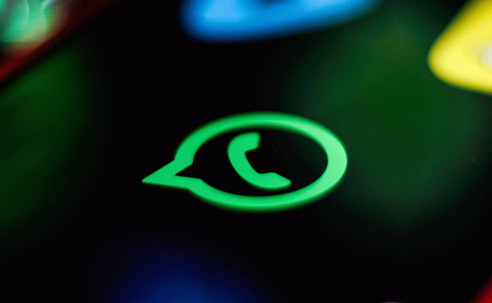 WhatsApp: denúncias de compra ilegal dos envios massivos de mensagens foram feitas ainda em 2018 (NurPhoto/Getty Images)