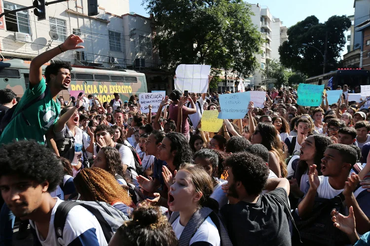 Manifestação: protestos em defesa da educação em todo o país estão marcados para esta quarta-feira, 15 (Sergio Moraes/Reuters)