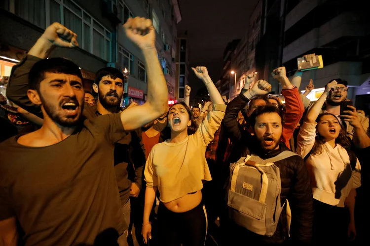 Turquia: "Uma democracia turca saudável é de interesse para a Turquia e seus parceiros, incluindo os EUA", disse o porta-voz americano (Kemal Aslan/Reuters)