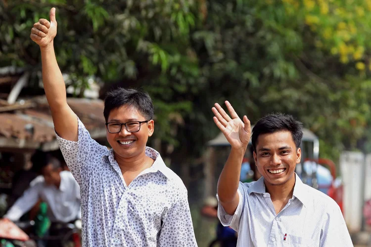 Wa Lone e Kyaw Soe Oo: jornalistas da Reuters foram soltos em Mianmar (Ann Wang/Reuters)