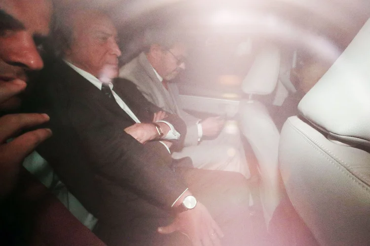 Ex-presidente e seu amigo João Baptista Lima Filho, conhecido como coronel Lima, foram presos preventivamente pela primeira vez em 21 de março (Amanda Perobelli/Reuters)