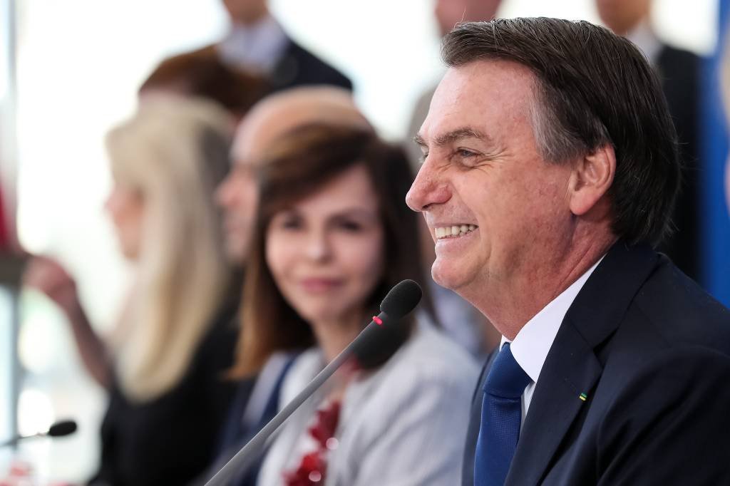 Bolsonaro assina decreto sobre nova política de desenvolvimento regional