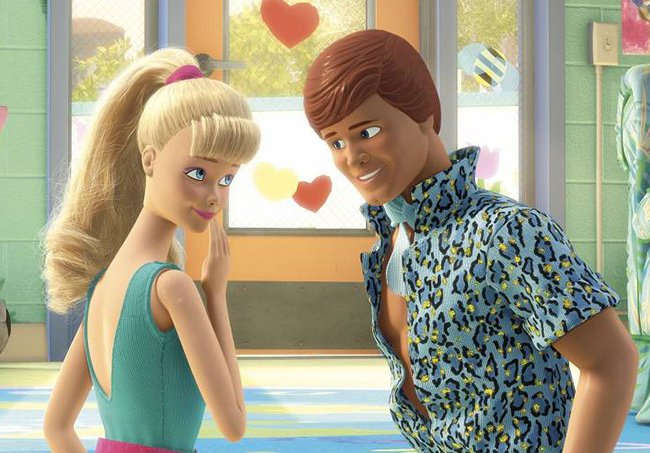 Barbie da franquia "Toy Story" chega às lojas brasileiras junto com filme