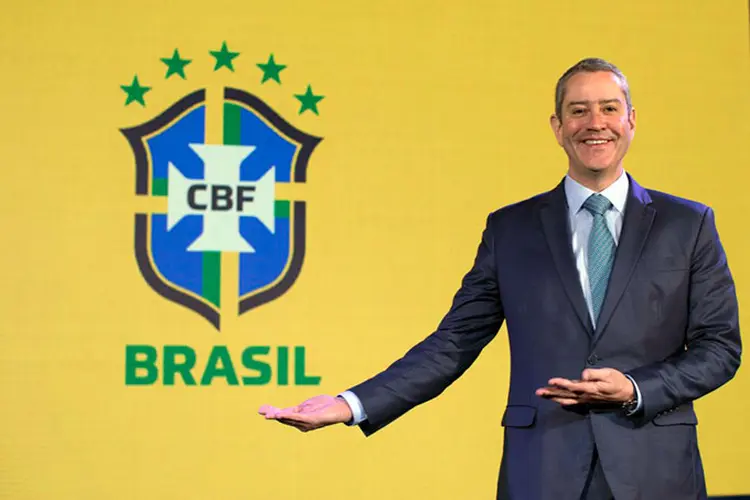 Novo logo e novo presidente: Rogério Caboclo apresenta nova marca da CBF. (Lucas Figueiredo/Divulgação)